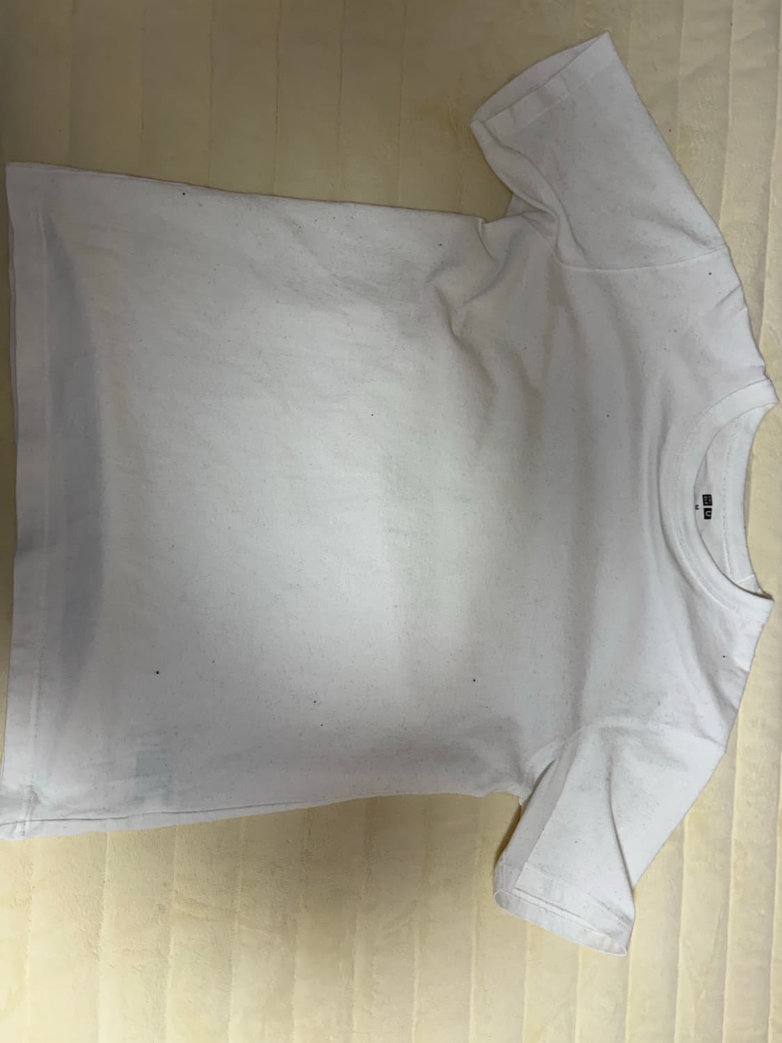 유니클로 크루넥 티셔츠 상품이미지1