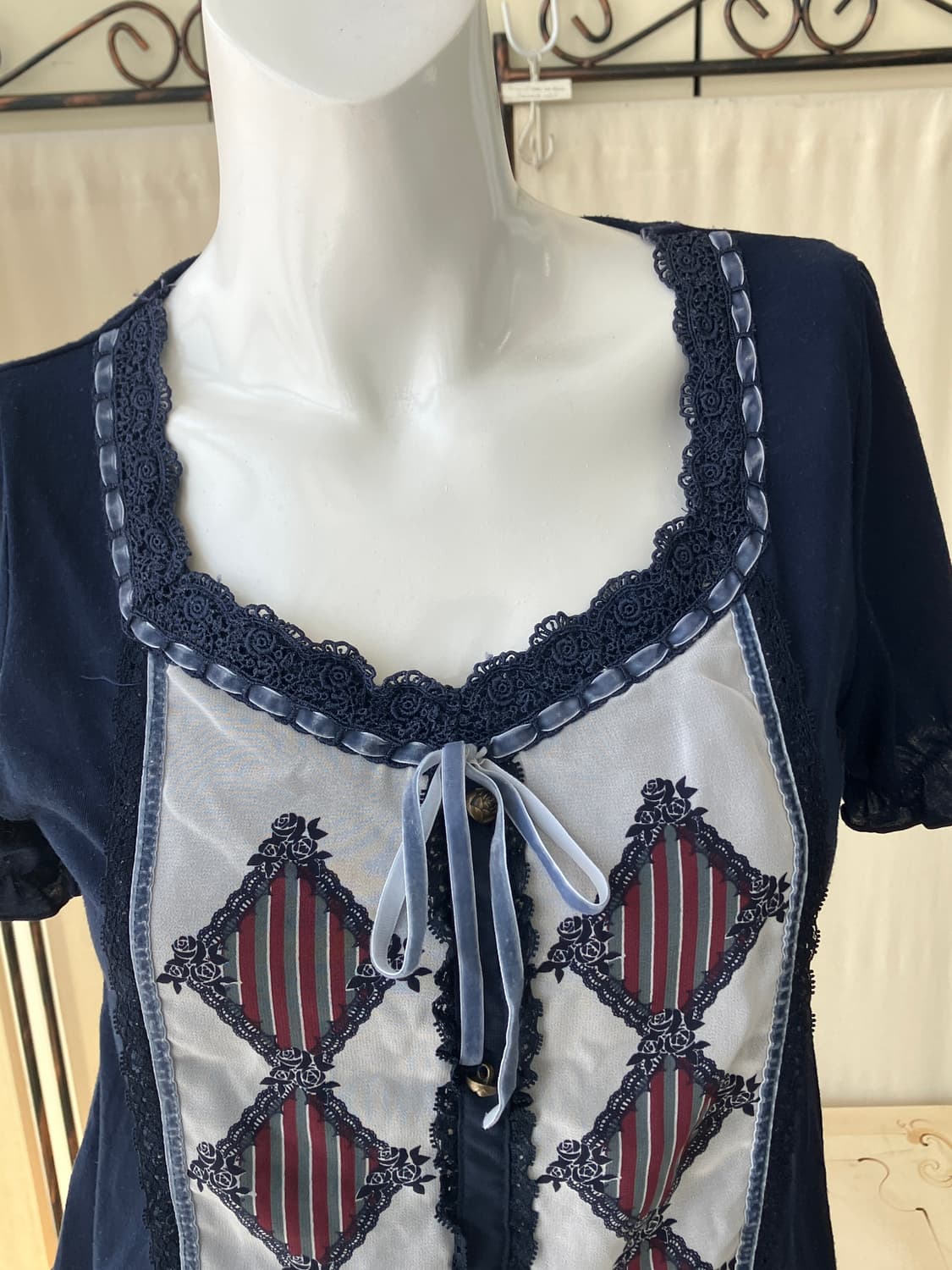 Axes Femme velvet lace line blouse 상품이미지4