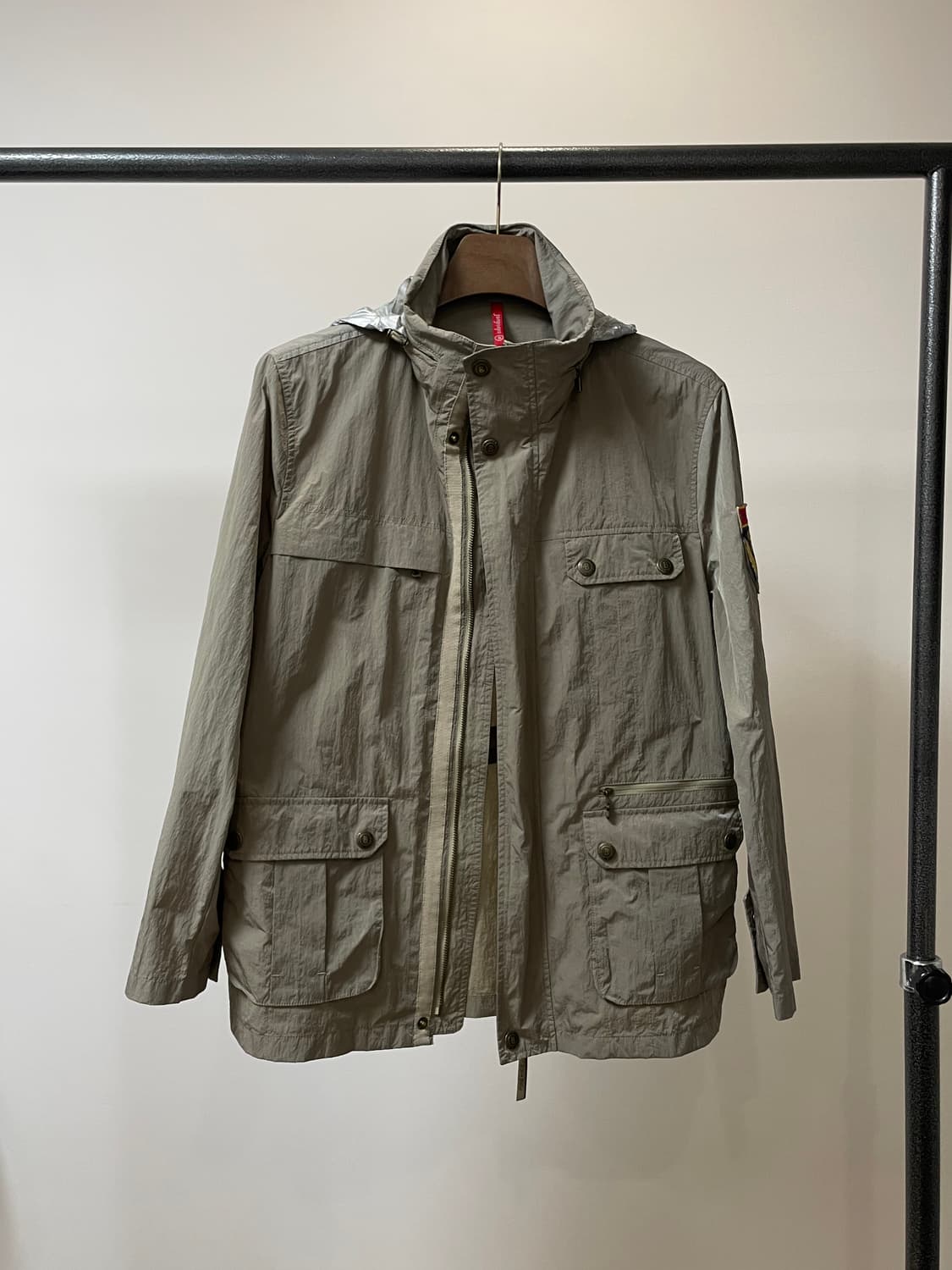 (100) bogner 보그너 히든 후드 메탈릭 바람막이 상품이미지1