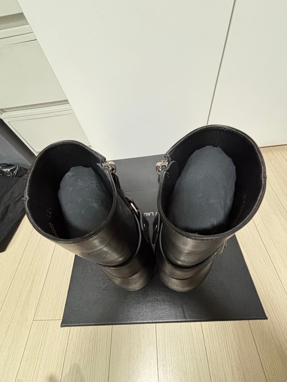 생로랑 와이어트 하네스 부츠 풀박스 상품이미지3