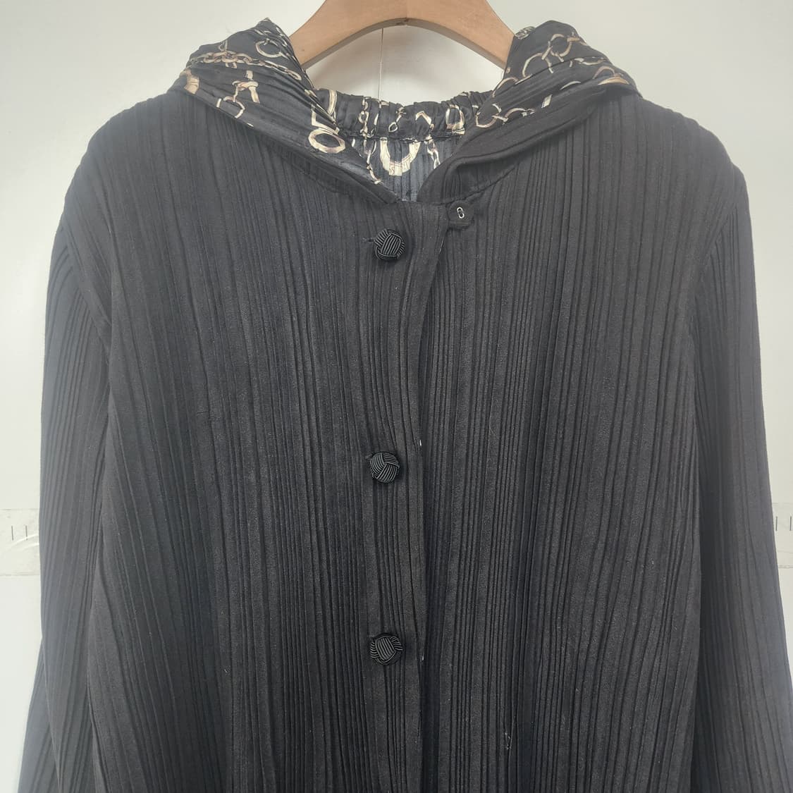 플리츠 주름 트렌치 겸 블랙 롱 자켓 상품이미지2