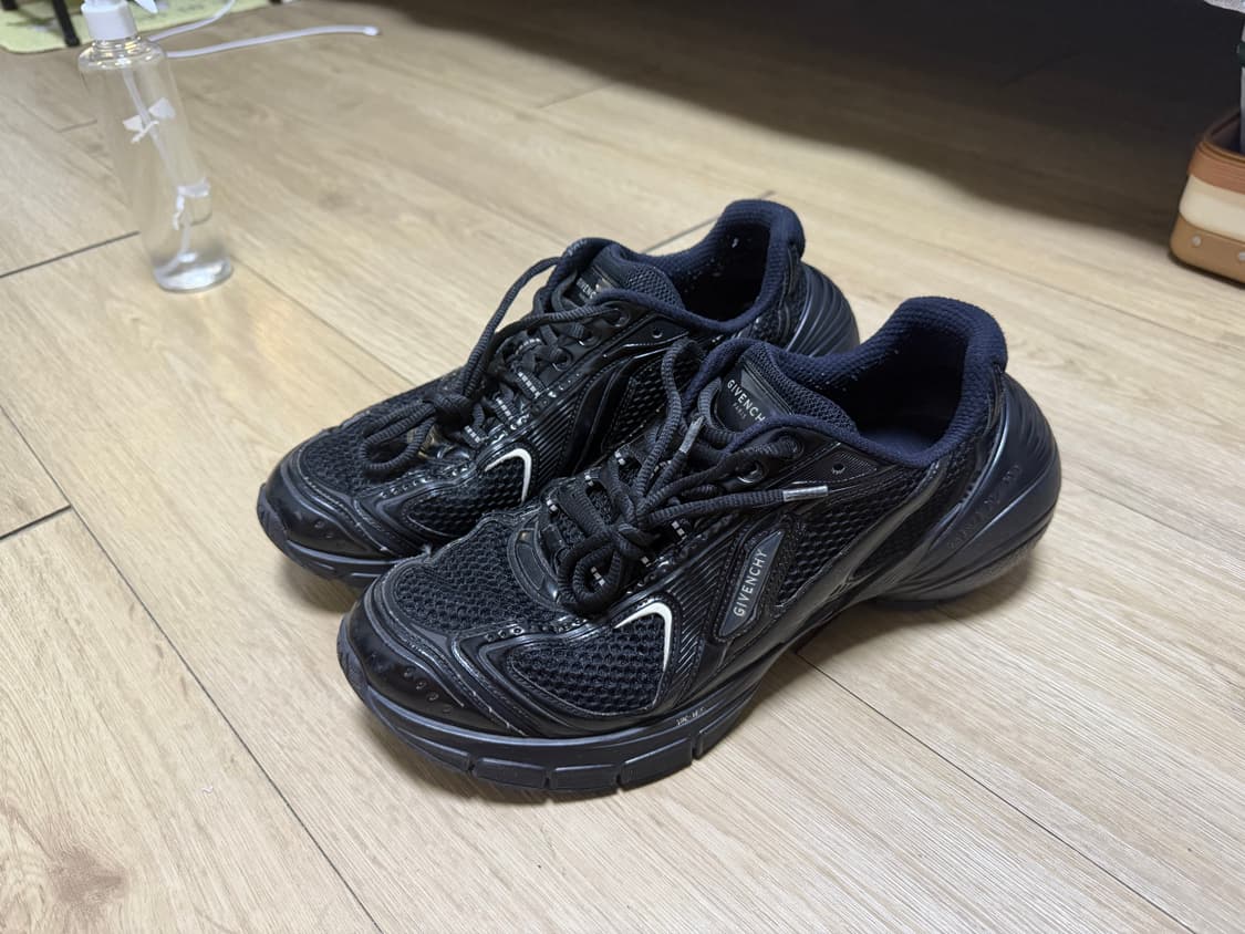 지방시 TK-MX 메쉬 러너 스니커즈 블랙/EU 42 상품이미지1