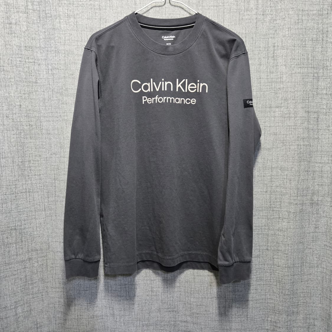 캘빈클라인 퍼포먼스 긴팔 티셔츠 회색  상품이미지1