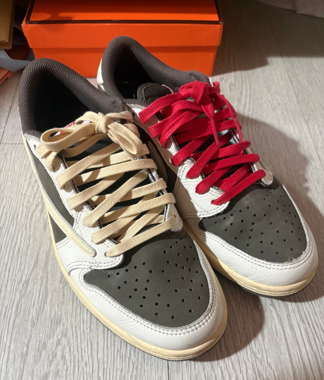 나이키 트래비스 스캇 레트로 로우 OG SP 세일 앤리저록 275 상품이미지3