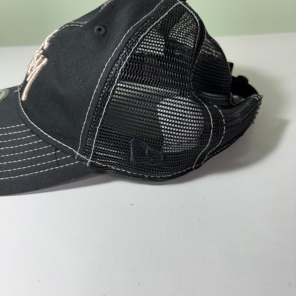 OS 스투시 X 뉴에라 블랙 메쉬 트러커캡 상품이미지3