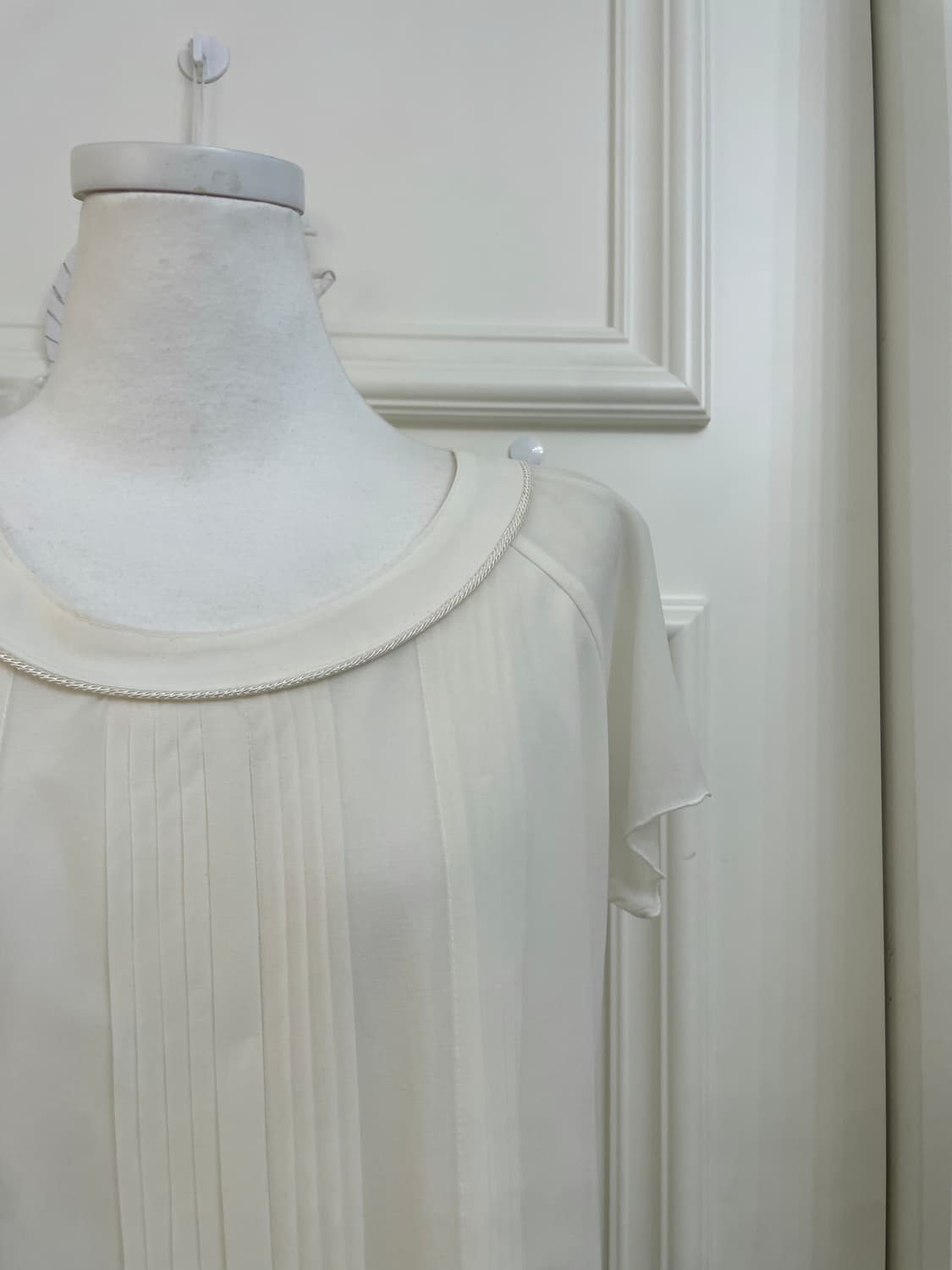 ivory pleats reglan chiffon blouse 상품이미지6