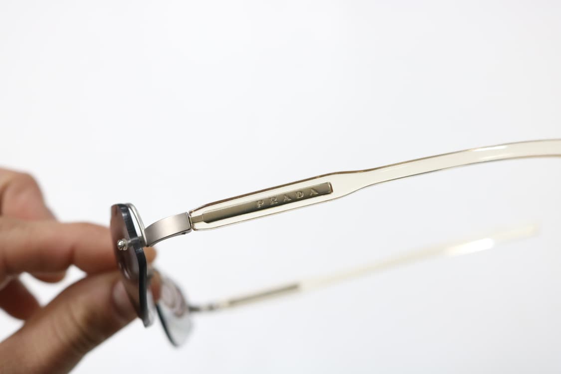 프라다 빈티지 아카이브 무테 오벌 선글라스 (SPR 93A) 상품이미지6