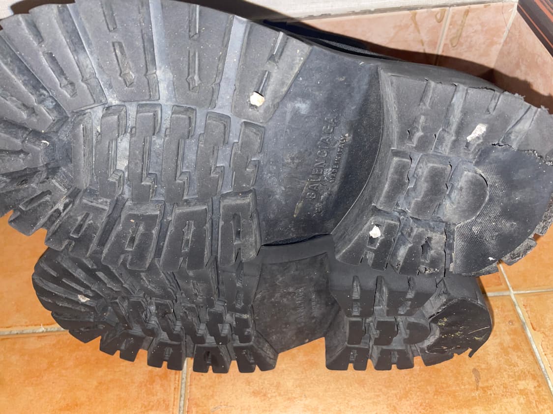 발렌시아가 스톰퍼 44 상품이미지2