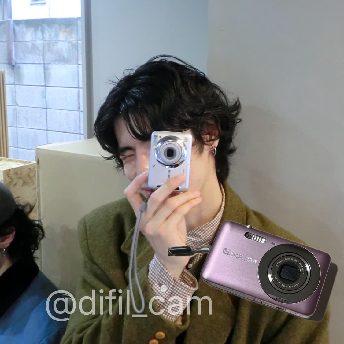 미품 핑크 빛 색감 카시오 엑슬림 ex-z800 작례o 상품이미지1