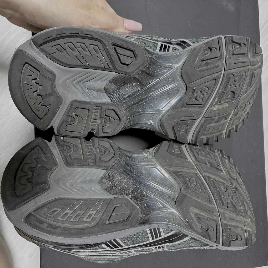 아식스 x 언어펙티드 젤 카야노 14 실버 문 255 상품이미지3