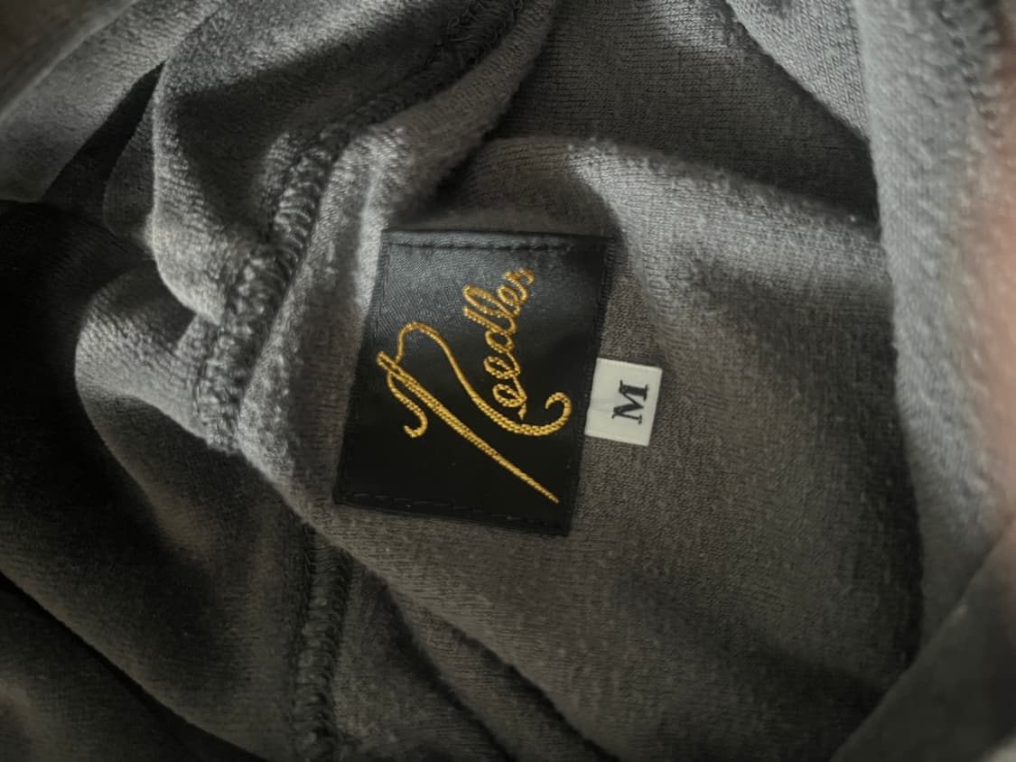 니들스 벨루어 후드티 m 상품이미지3