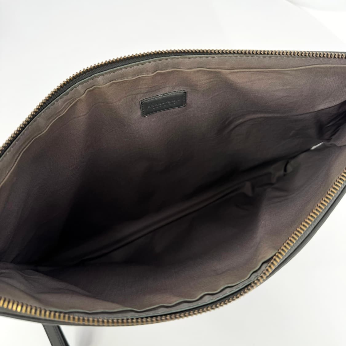 보테가베네타 인트레치아토 클러치백 라지 상품이미지9