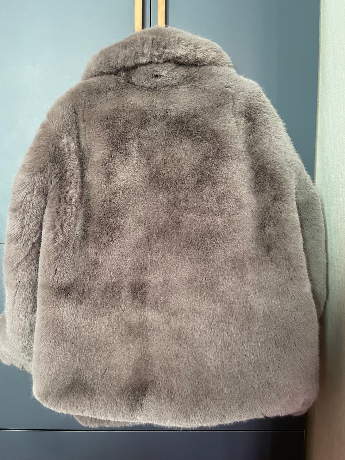 H&M 비건퍼 페이크퍼 그레이 갸루 러블리 하프코트 상품이미지5