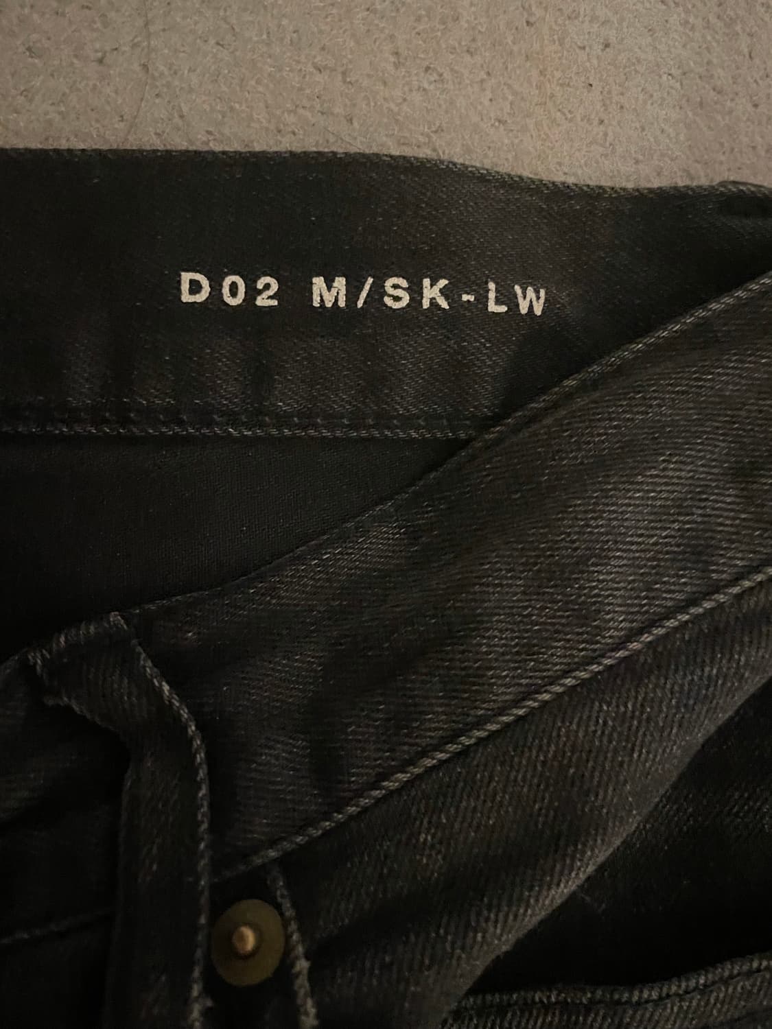 생로랑 데님 디스트로이드 28 d02 상품이미지3