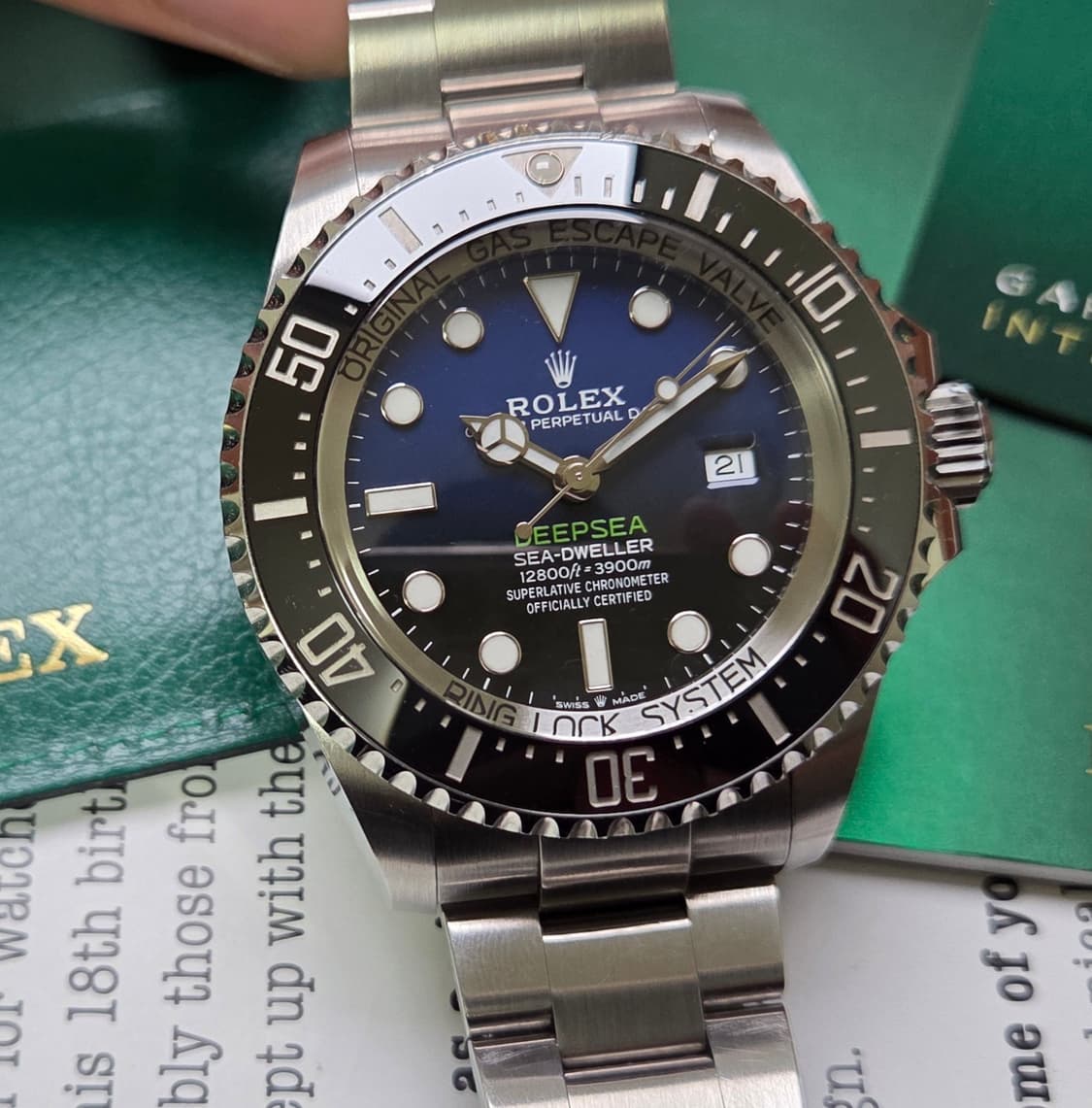 롤렉스 씨드웰러 딥씨44 디블루 126660 오토매틱  상품이미지1
