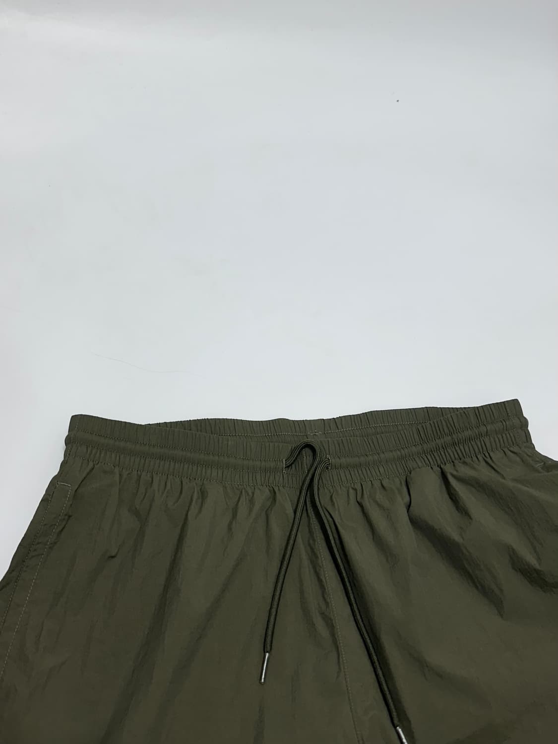 코드그라피 바스락 나일론 팬츠 카키 상품이미지3