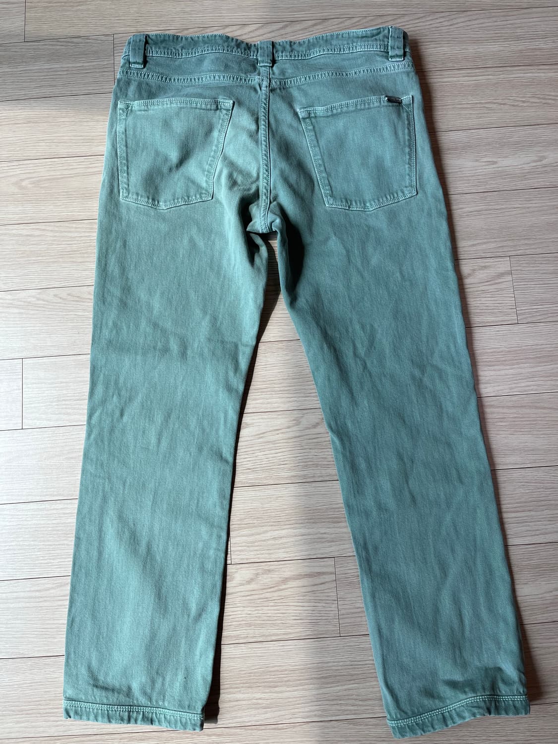 로로피아나 남성 올리브색 데님 바지 32사이즈 정품 상품이미지4