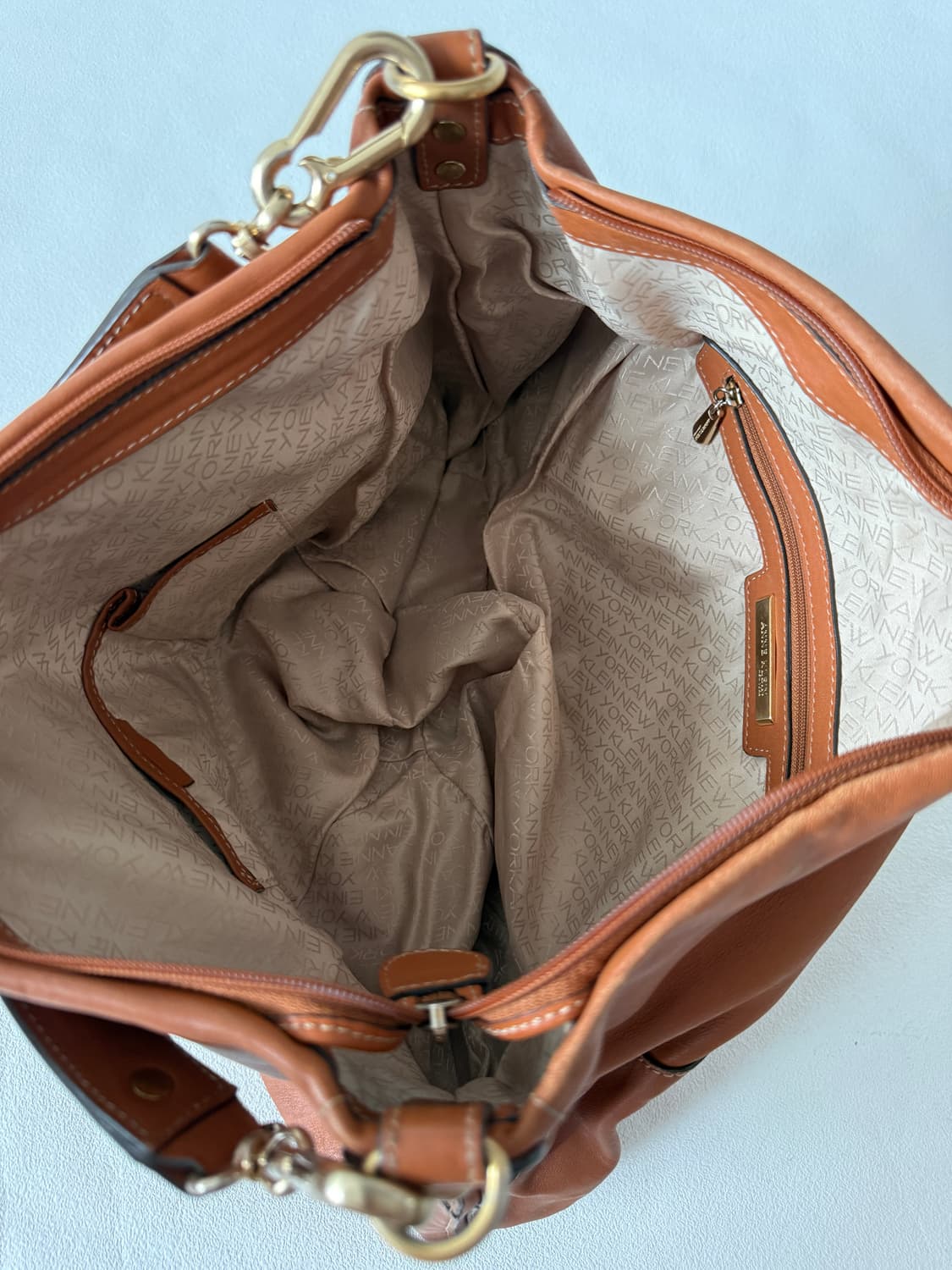 앤클라인(Anne Klein) 레더 숄더백(큰 사이즈) 상품이미지9