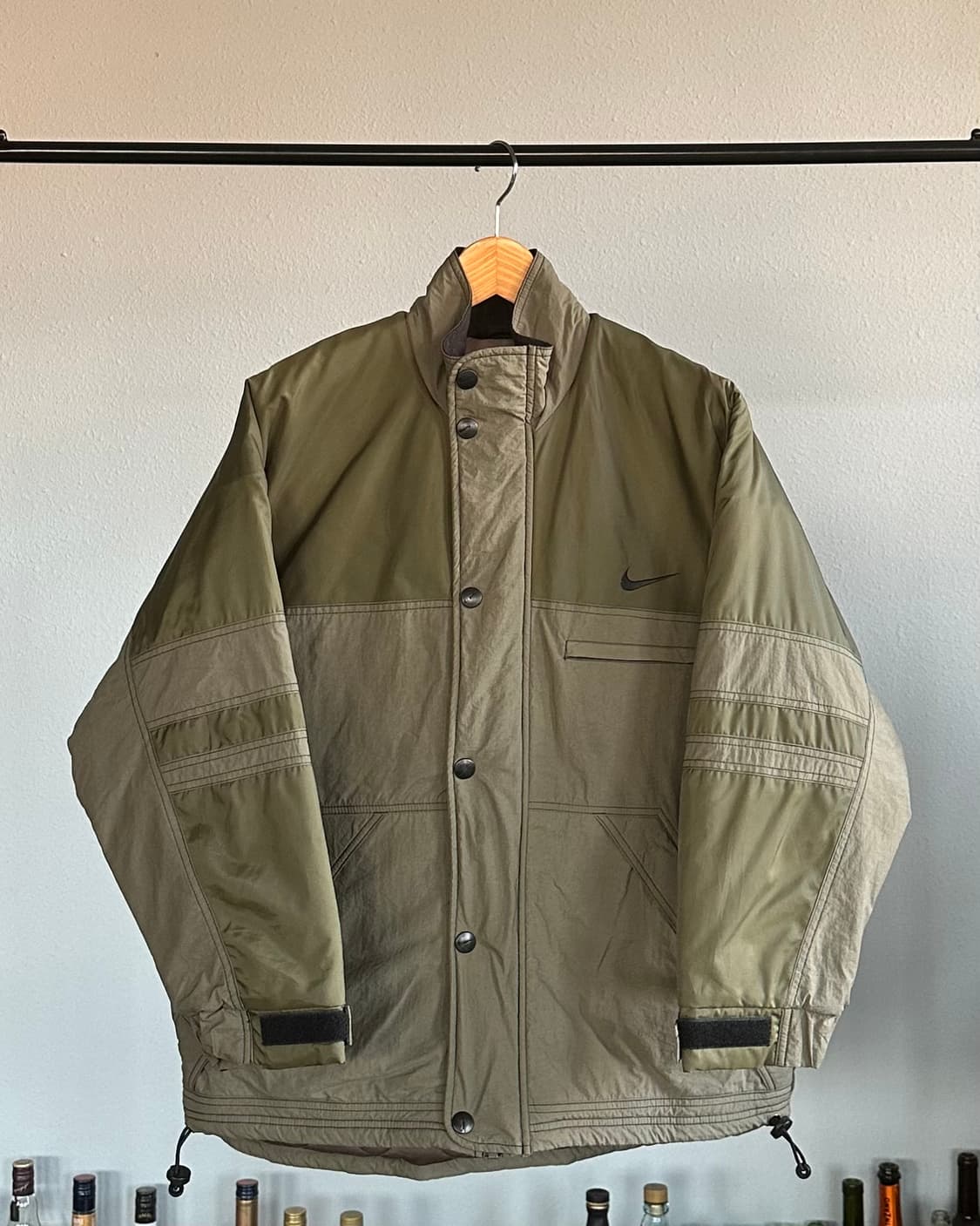 [M]나이키 90s 올드스쿨 스우시 패디드 방한 점퍼 상품이미지1