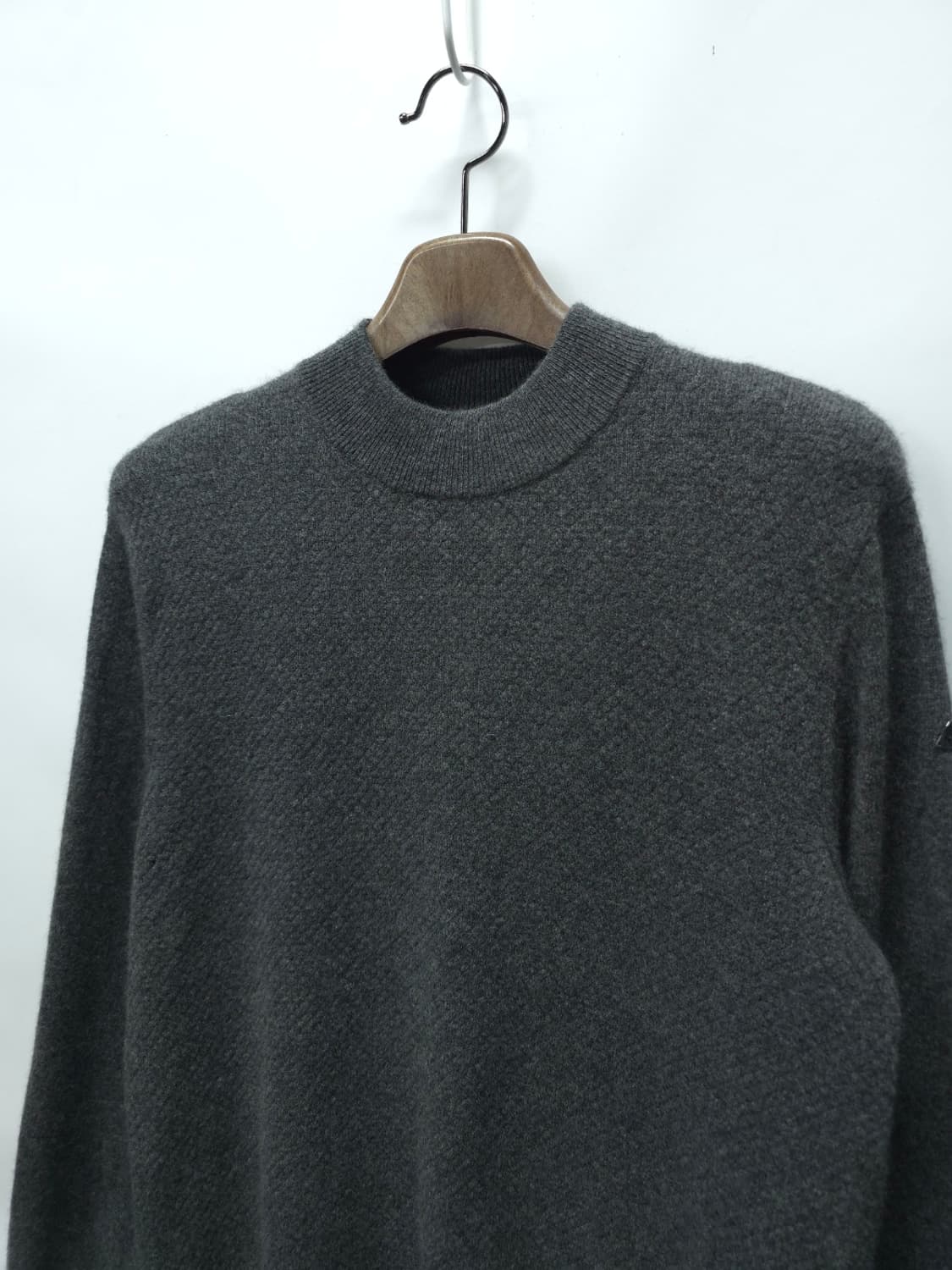 K2 남성 프리미엄 캐시미어 100% 라운드 니트 (차콜/105) 상품이미지2