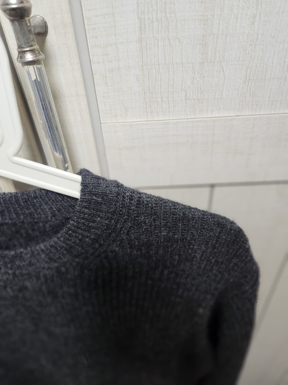 무인양품 울야크 리브 크루넥니트 차콜 M사이즈(1회착용) 상품이미지2