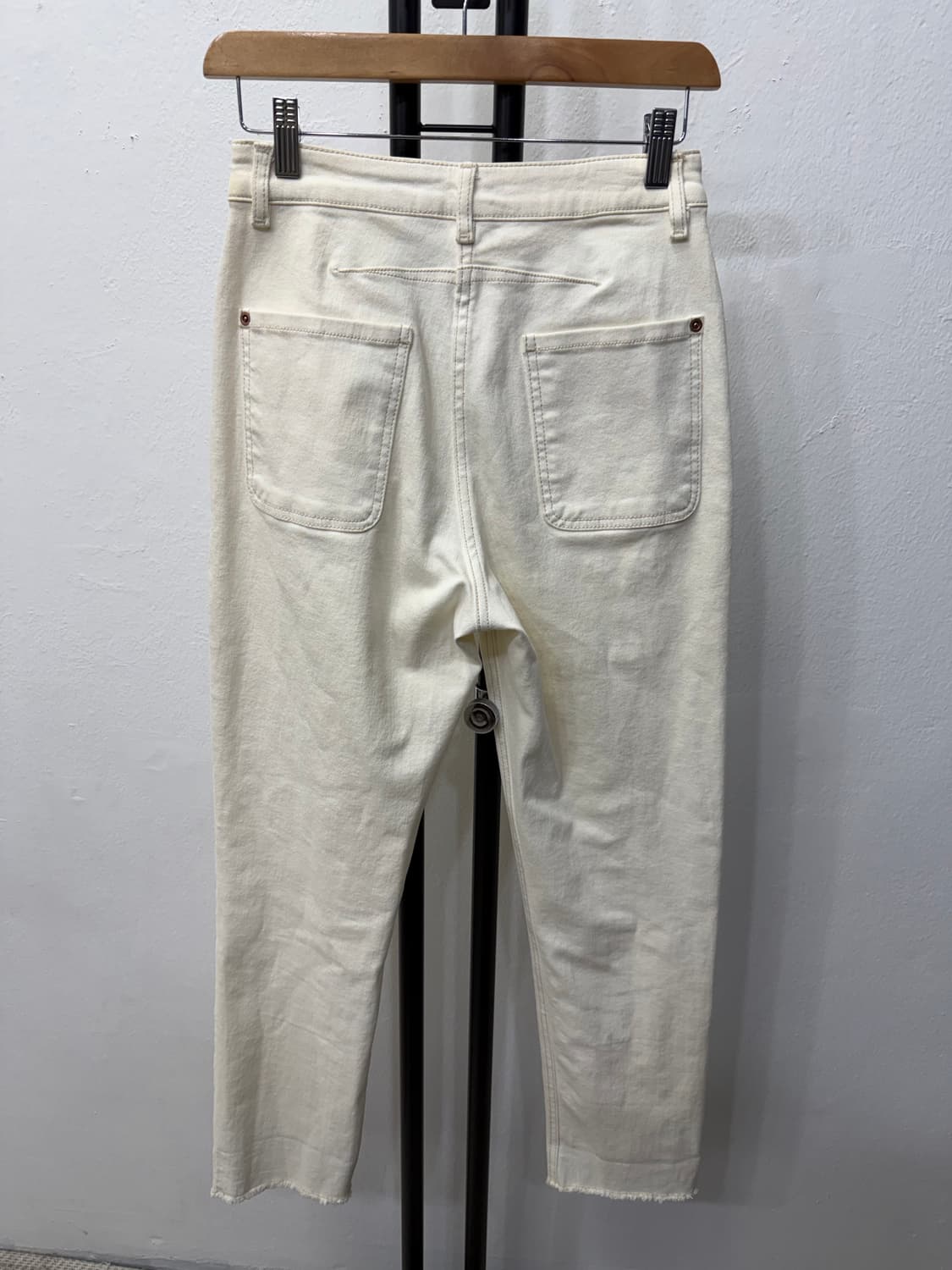 정품) TIME 타임 한섬 여성 아이보리 데님 팬츠 61(24-25) 상품이미지4