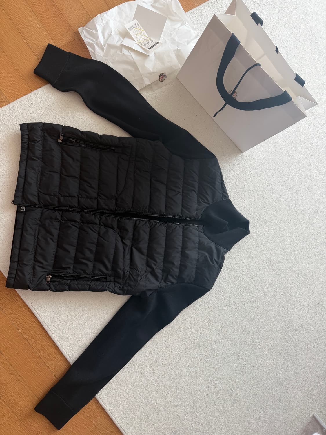 몽클레어 김현우 니트패딩 25ss 블랙 XL 상품이미지1