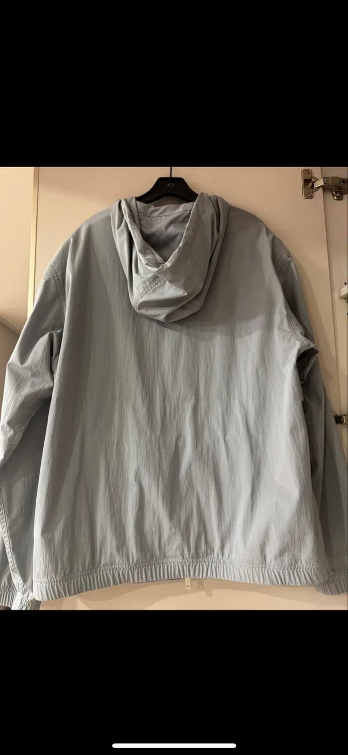 띠어리 켈소 바람막이자켓 m 팝니다 상품이미지2