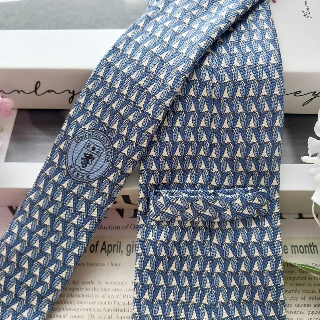제냐 실크 블루 기하 패턴 넥타이 8.5cm A+등급 K1790
 상품이미지6