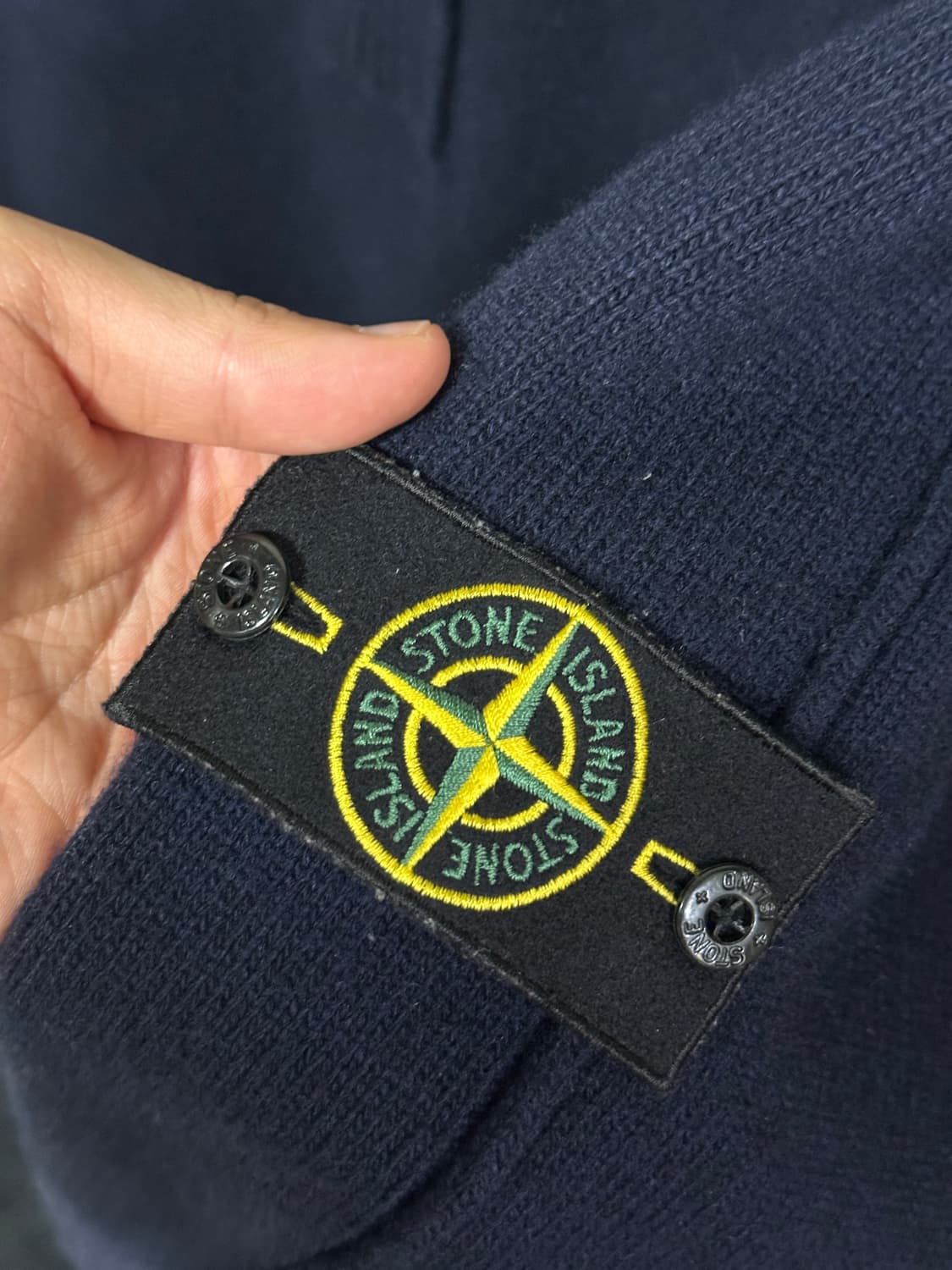 (정품)스톤아일랜드 버튼 아노락 반집업 니트(105) 상품이미지2