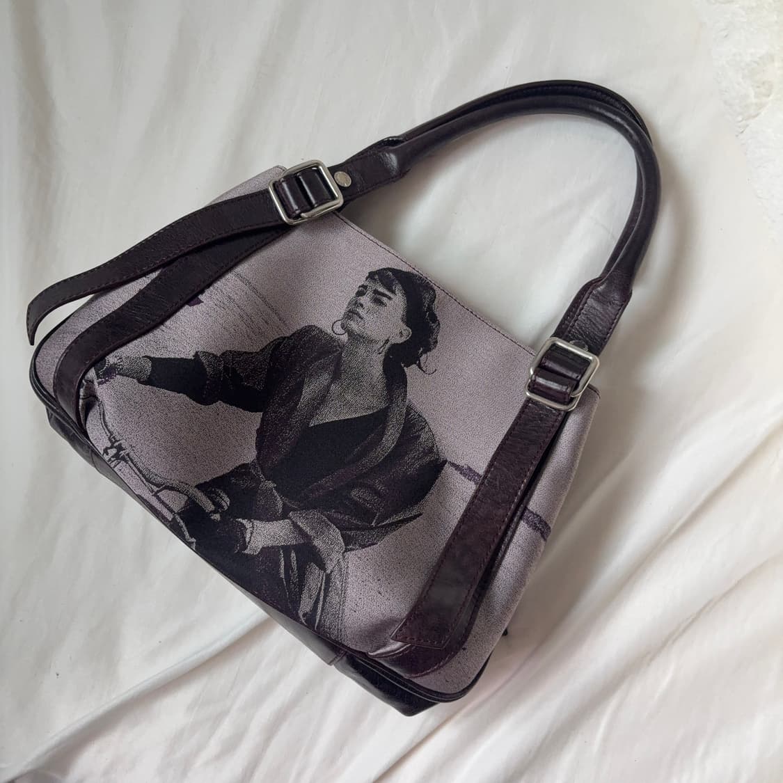 VARIELLA BURANI grapic tote bag 상품이미지4