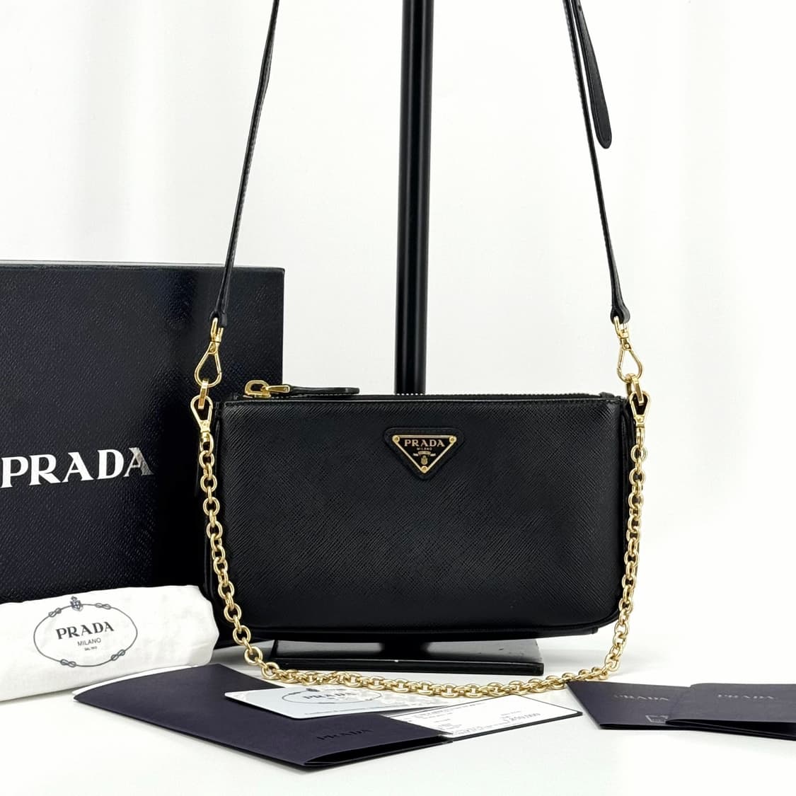프라다 사피아노 체인 미니 숄더백 크로스백 블랙 (1BH171) 상품이미지1
