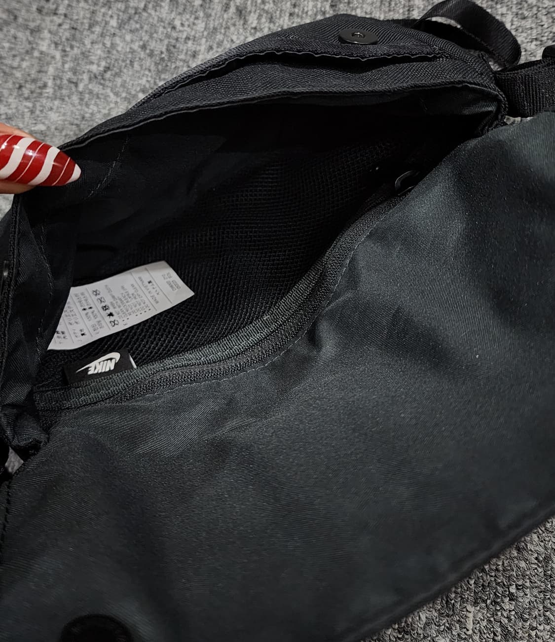 나이키 퓨추라 크로스백 미니백 가방 상품이미지9