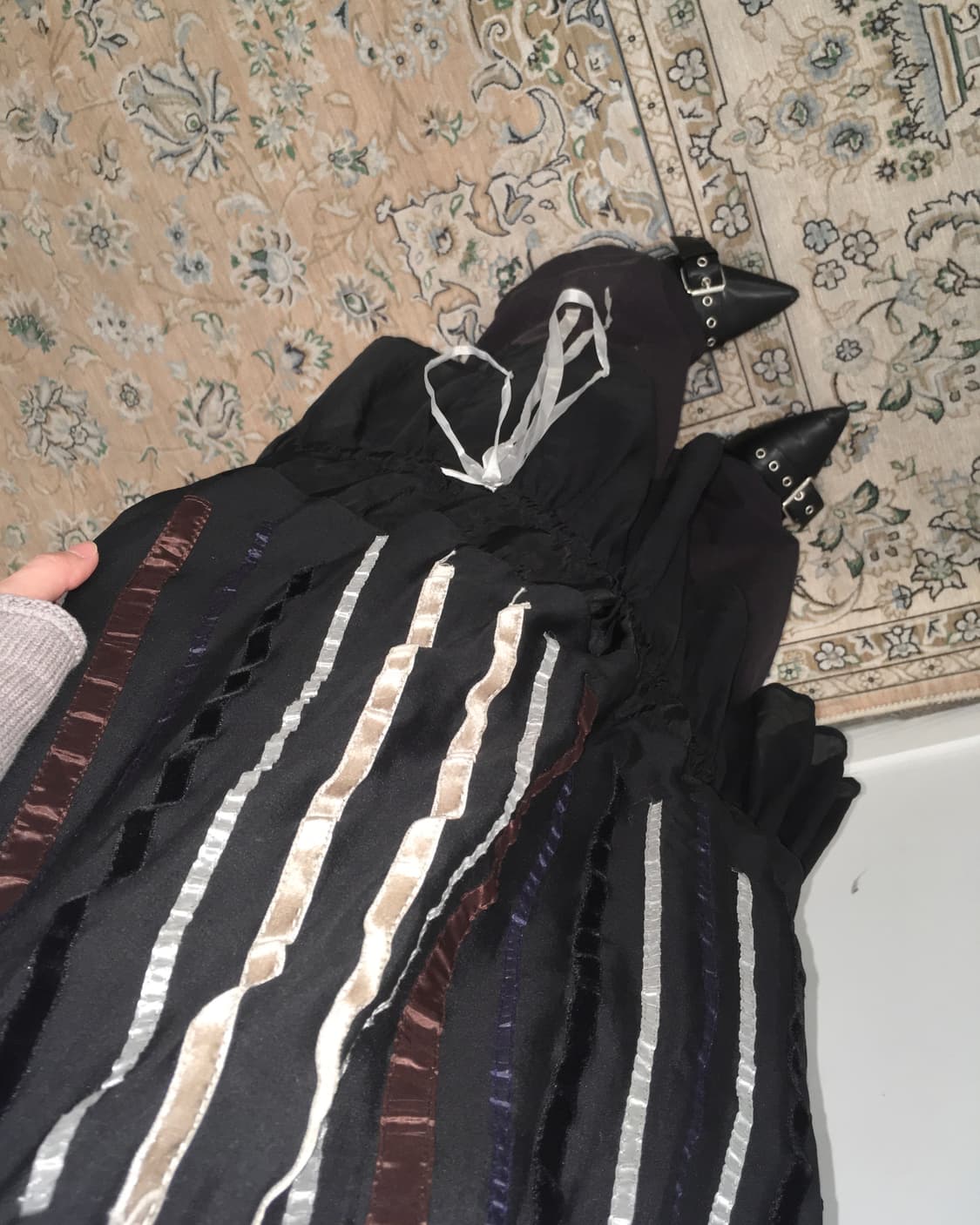 블랙 패턴 미디 스커트 상품이미지4