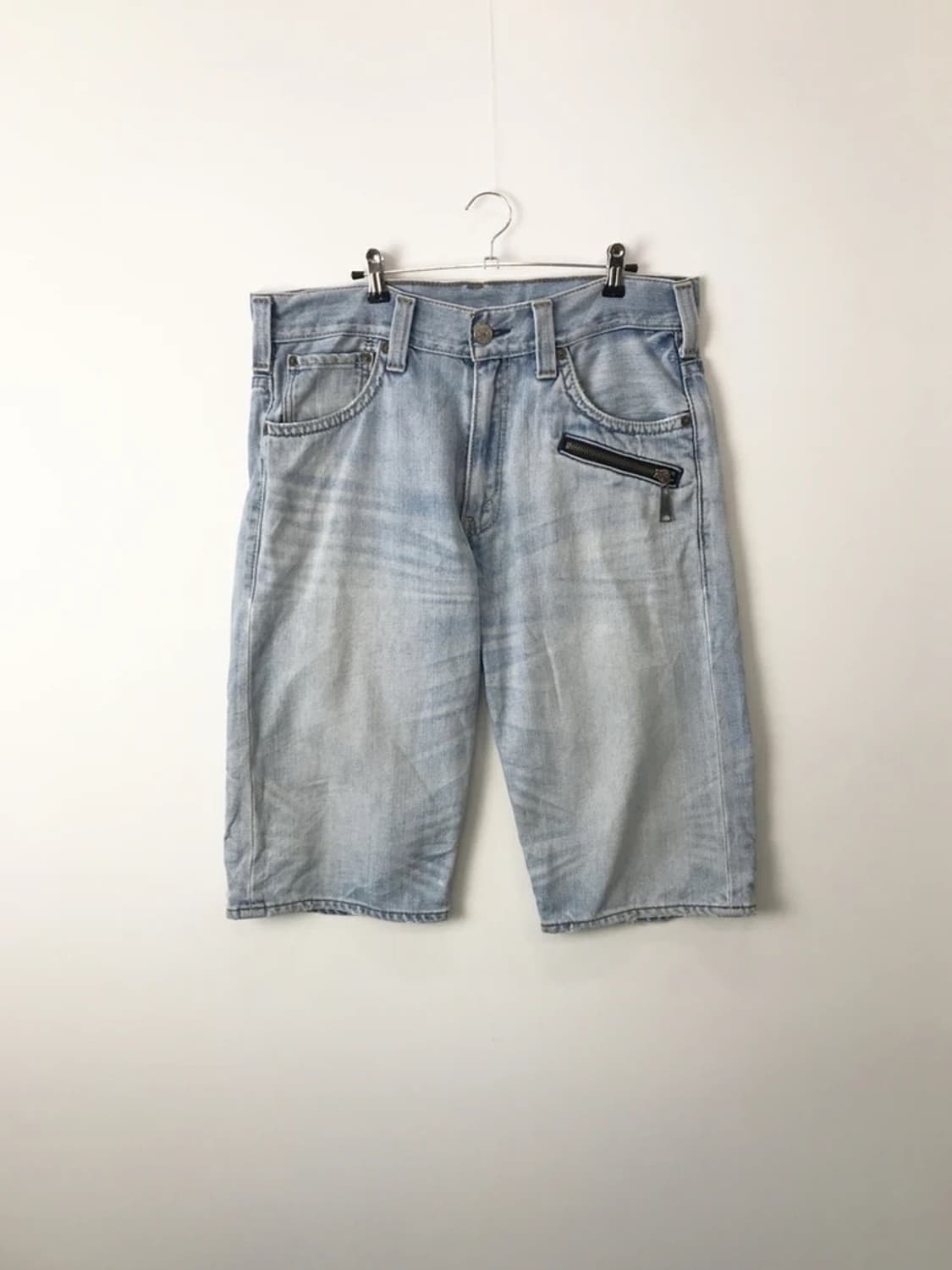 Levi’s 703 Zip Pocket Denim Shorts 상품이미지5