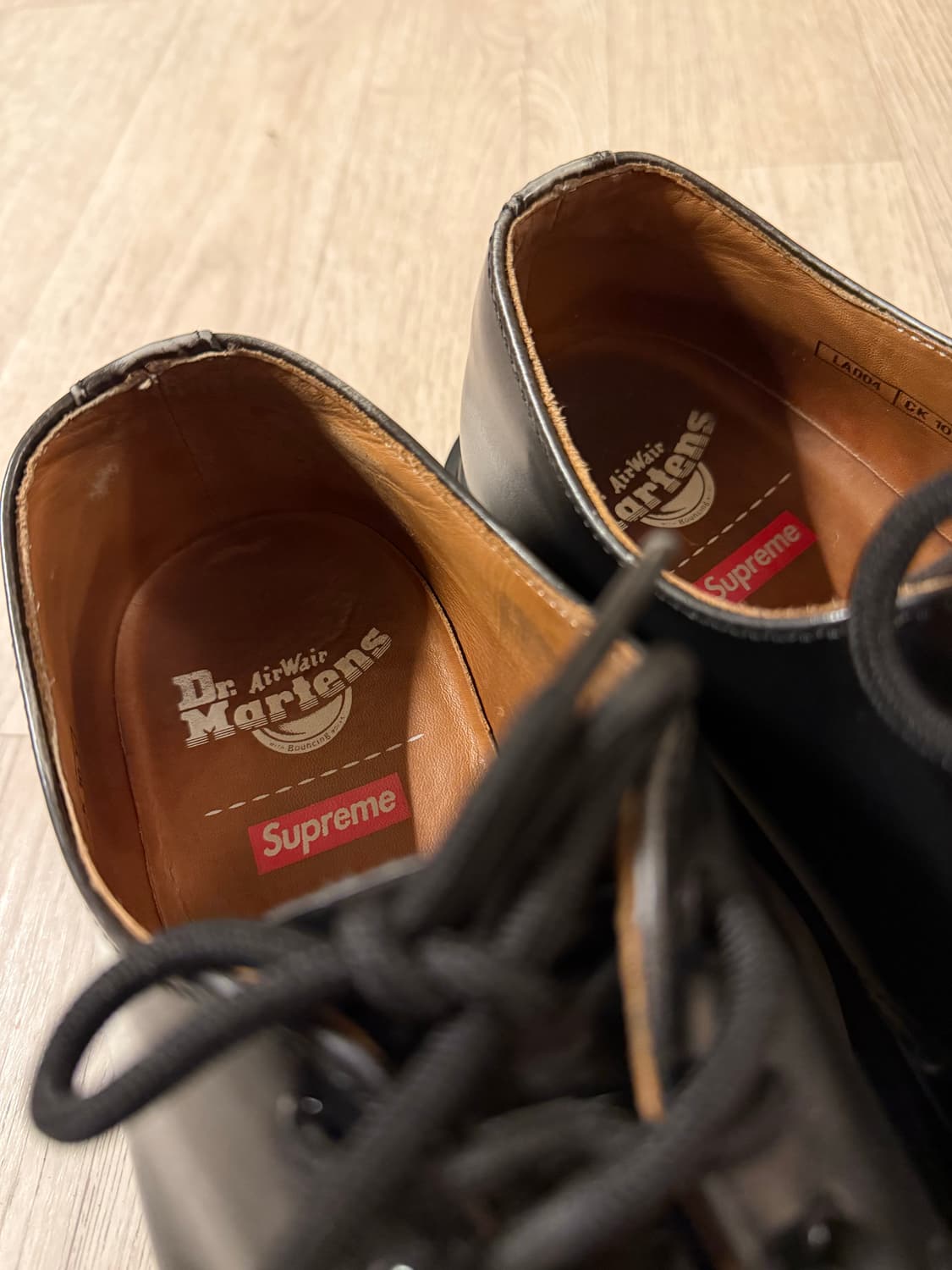 닥터마틴 슈프림 1461 실버 255 uk6.5 상품이미지7