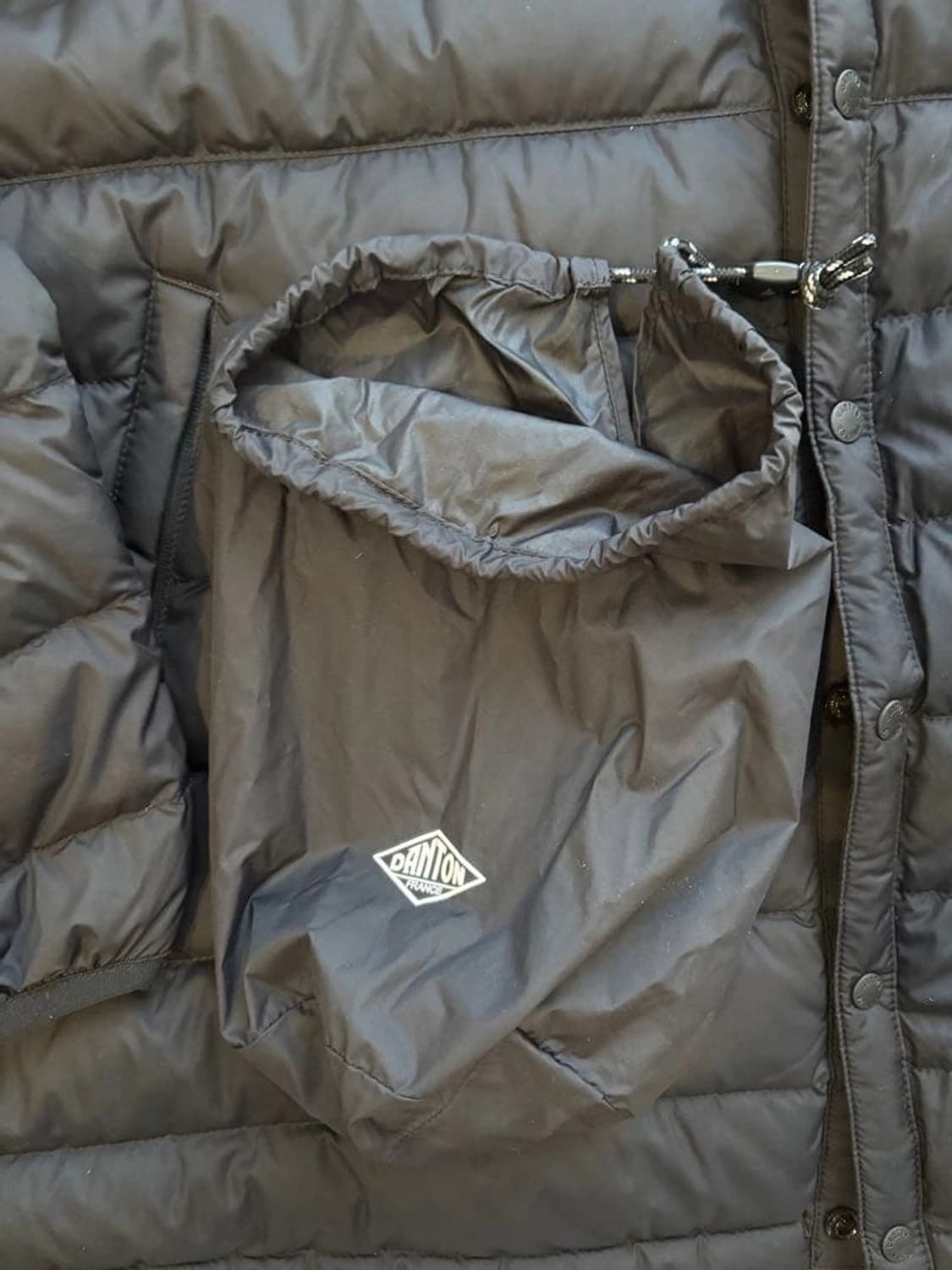 단톤 크루넥 이너 다운 재킷 상품이미지4