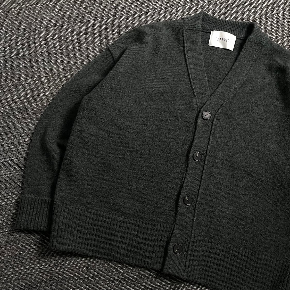 VTWO 미니멀 박시핏 울 가디건 챠콜o 4593 상품이미지2