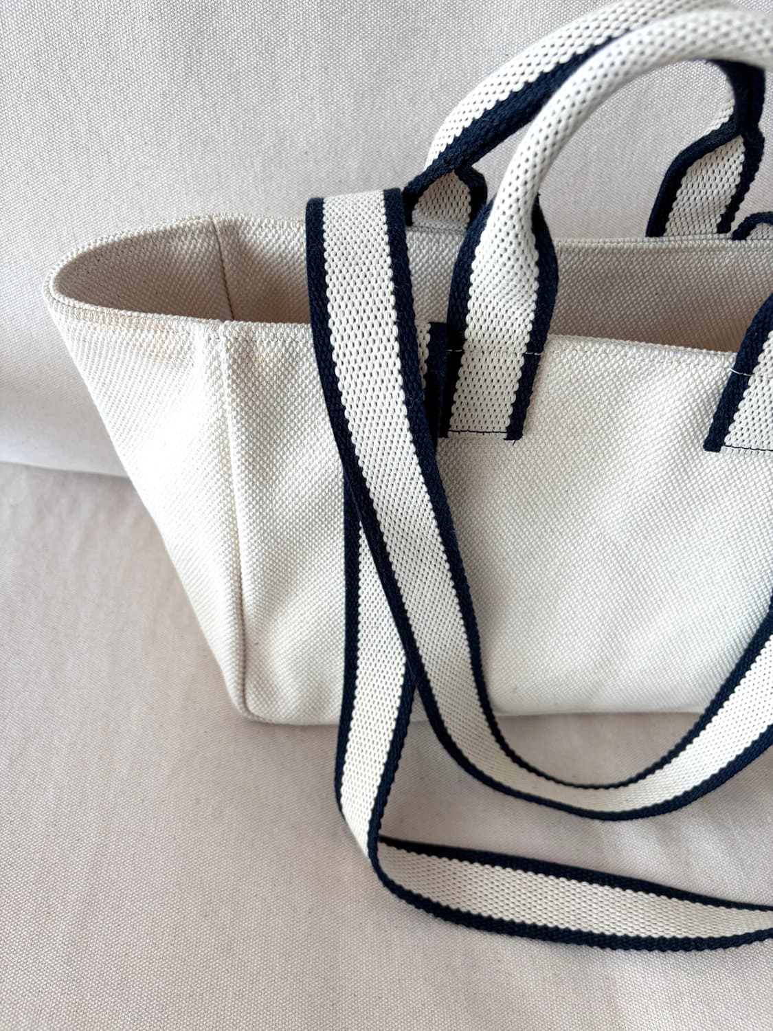 언폴드 토트백(미니 스트랩 백)  상품이미지3