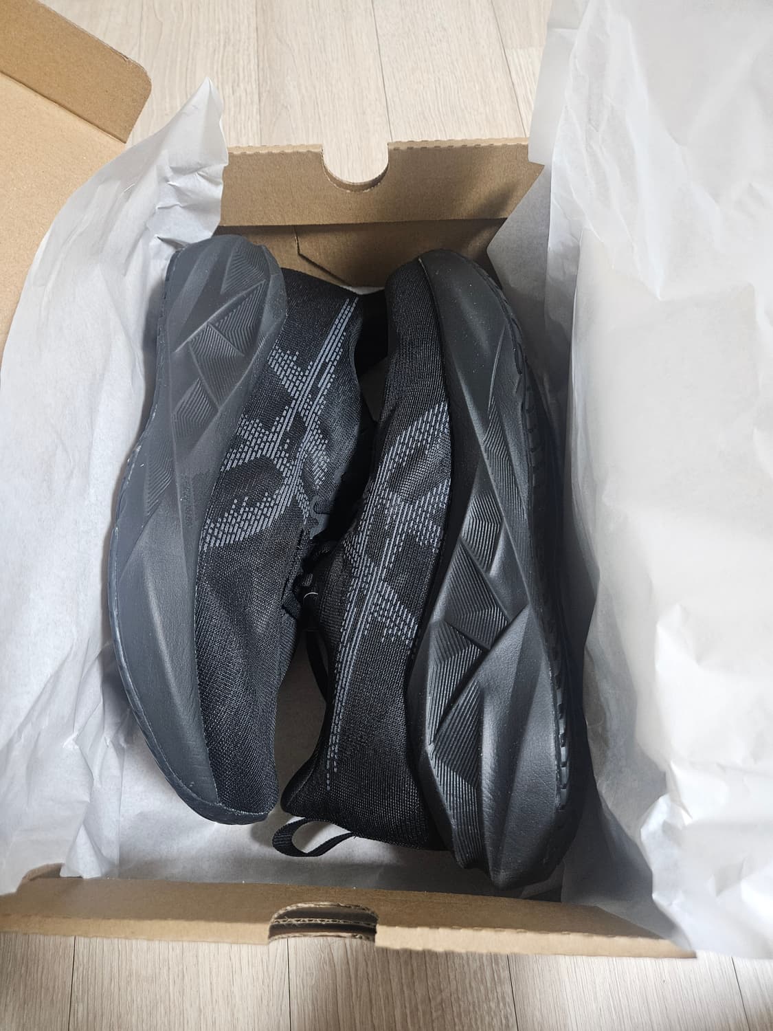 아식스 노바블라스트5 블랙 280 새상품  상품이미지3