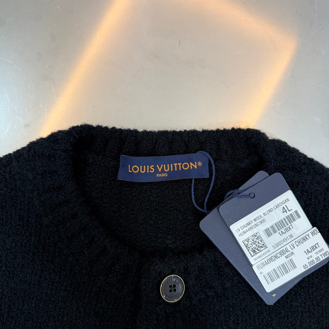 [리오브] 루이비통 인타르시아 LV 니트 가디건 상품이미지4