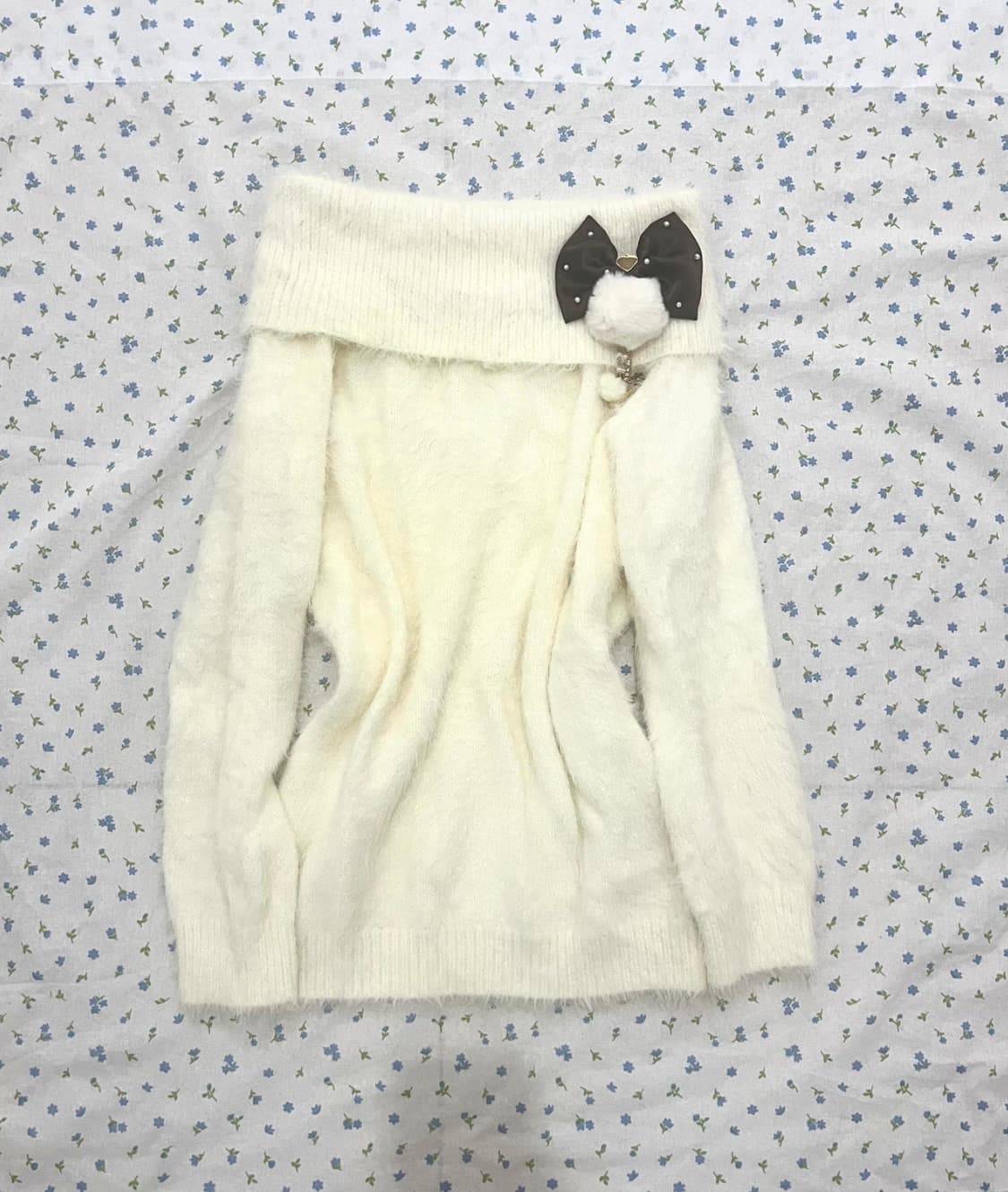 일브 일본빈티지 오프숄더 니트 앙고라 달천깔 히메갸루 리즈리사 핀터레스트 상품이미지1