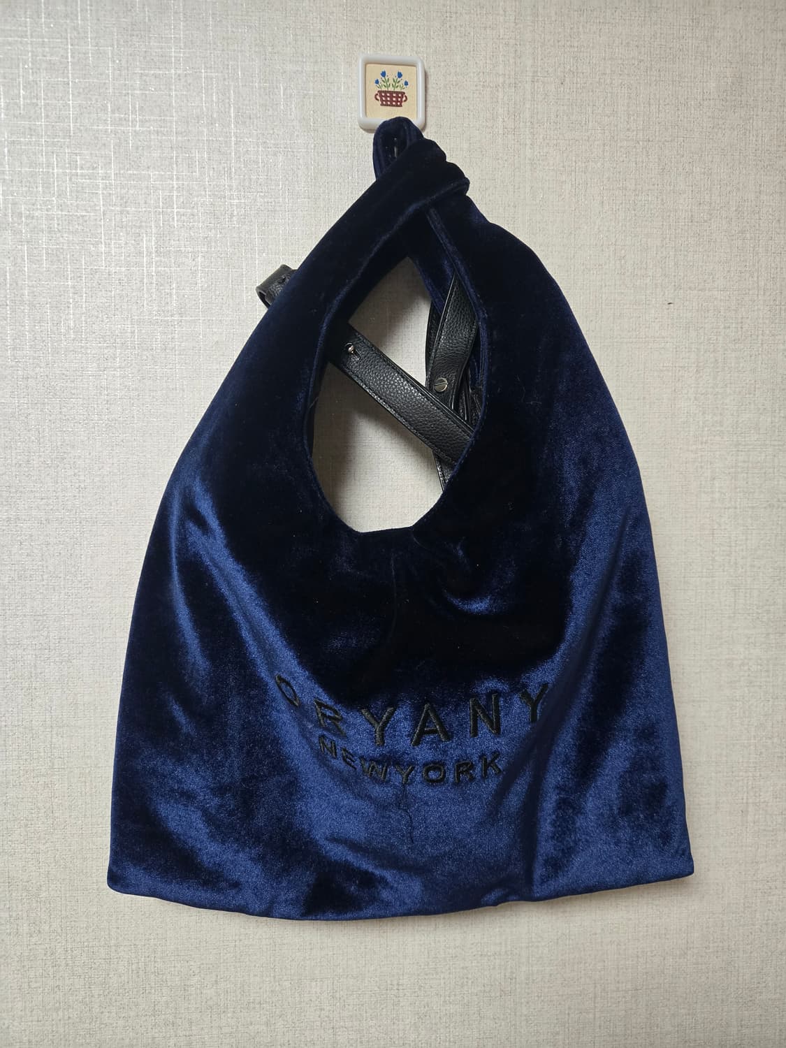 ORYANY 선미 오야니 네이비 벨벳 코듀로이백 크로스백 가방 상품이미지2