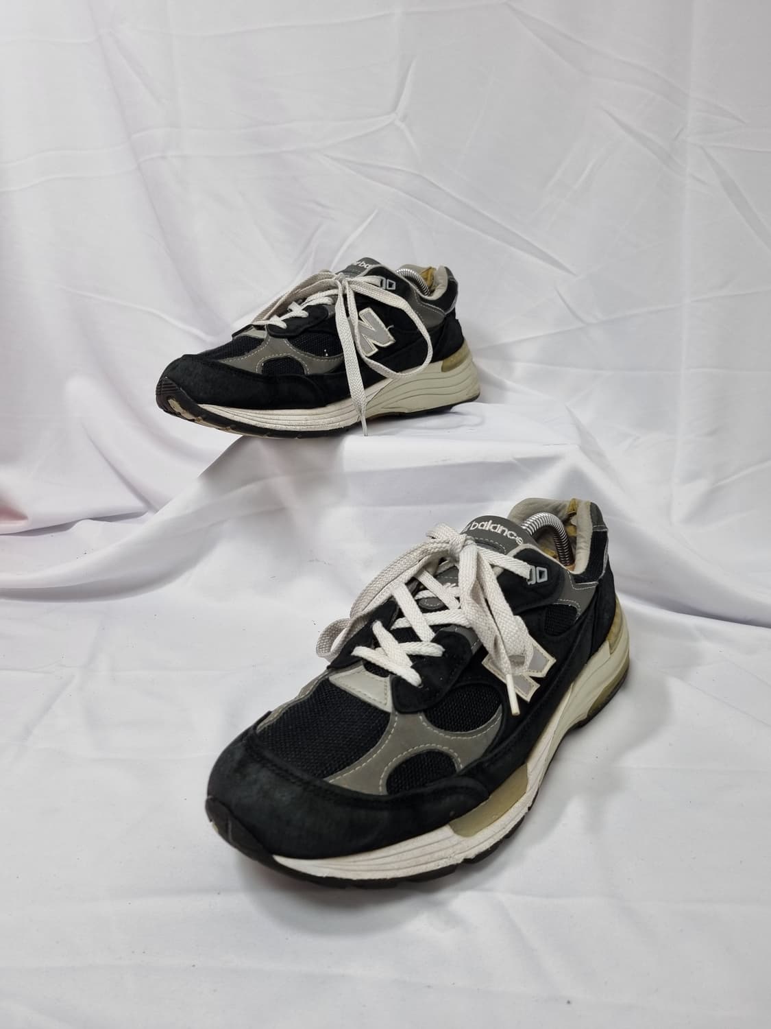 275 뉴발란스 992 USA 블랙 그레이 스니커즈 상품이미지2