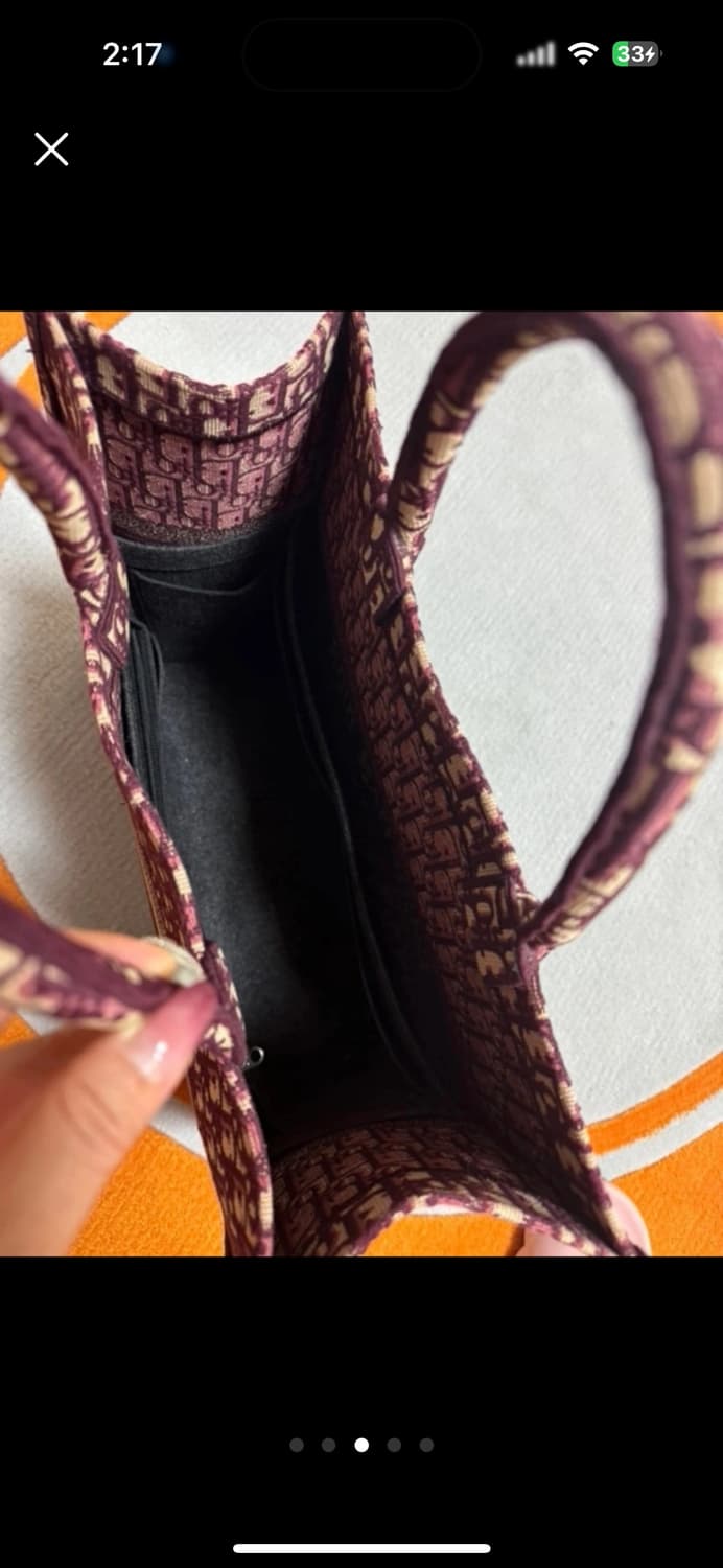 디올 북토트백 라지 버건디색상 판매 상품이미지3