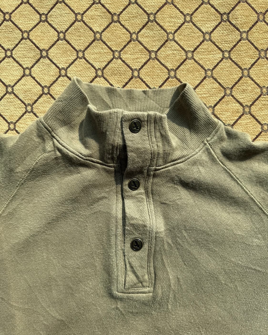 Aigle 브라운 넥 버튼 티셔츠 상품이미지1