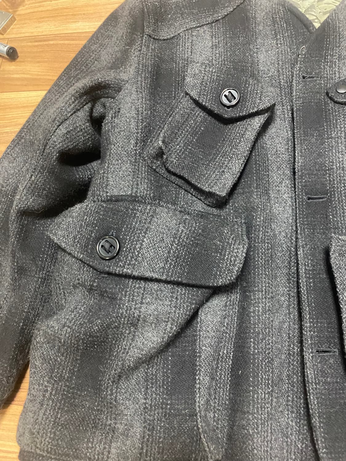 South2 West8의 독특한 디자인이 돋보이는 모직 자켓  상품이미지9