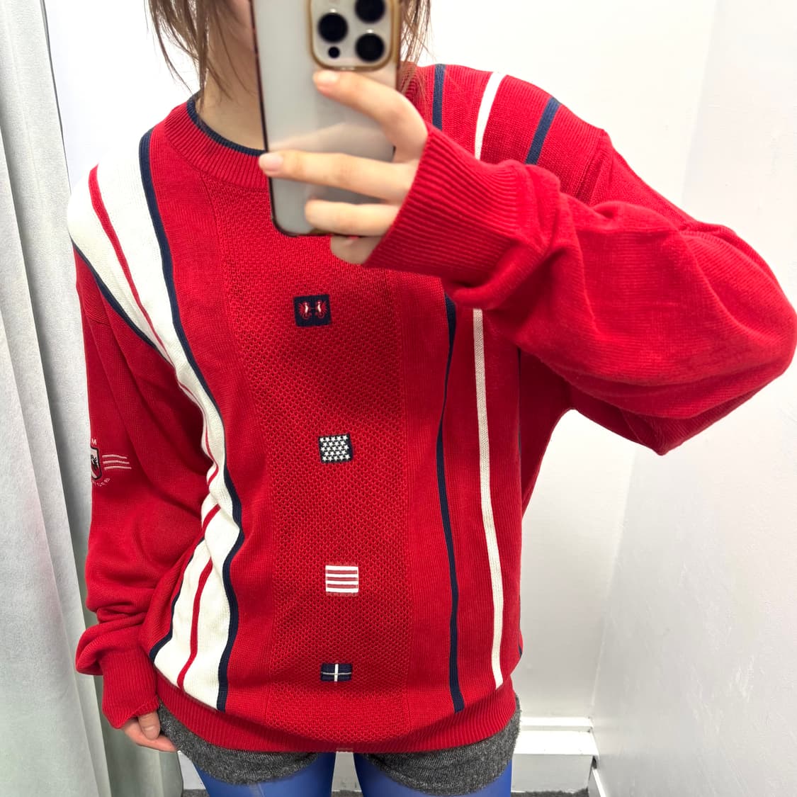 맥그리거 스포츠 레드 아크릴 니트  상품이미지1