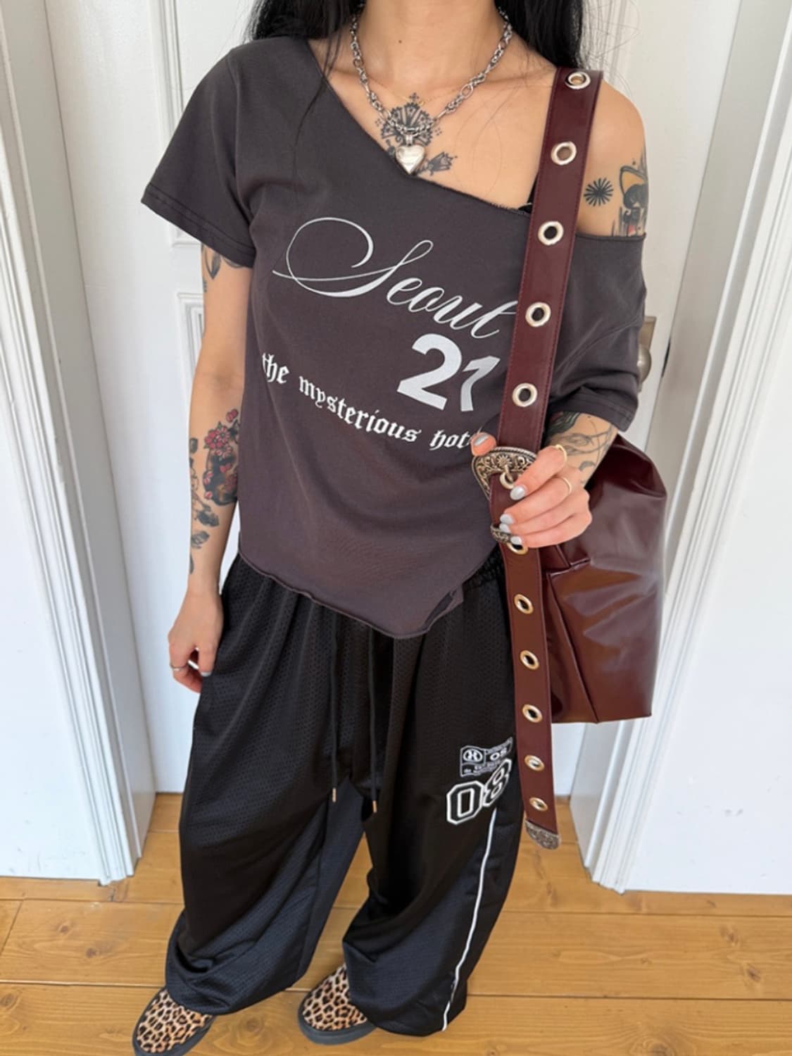 더미스테리어스호텔 패치 메쉬 팬츠 상품이미지3