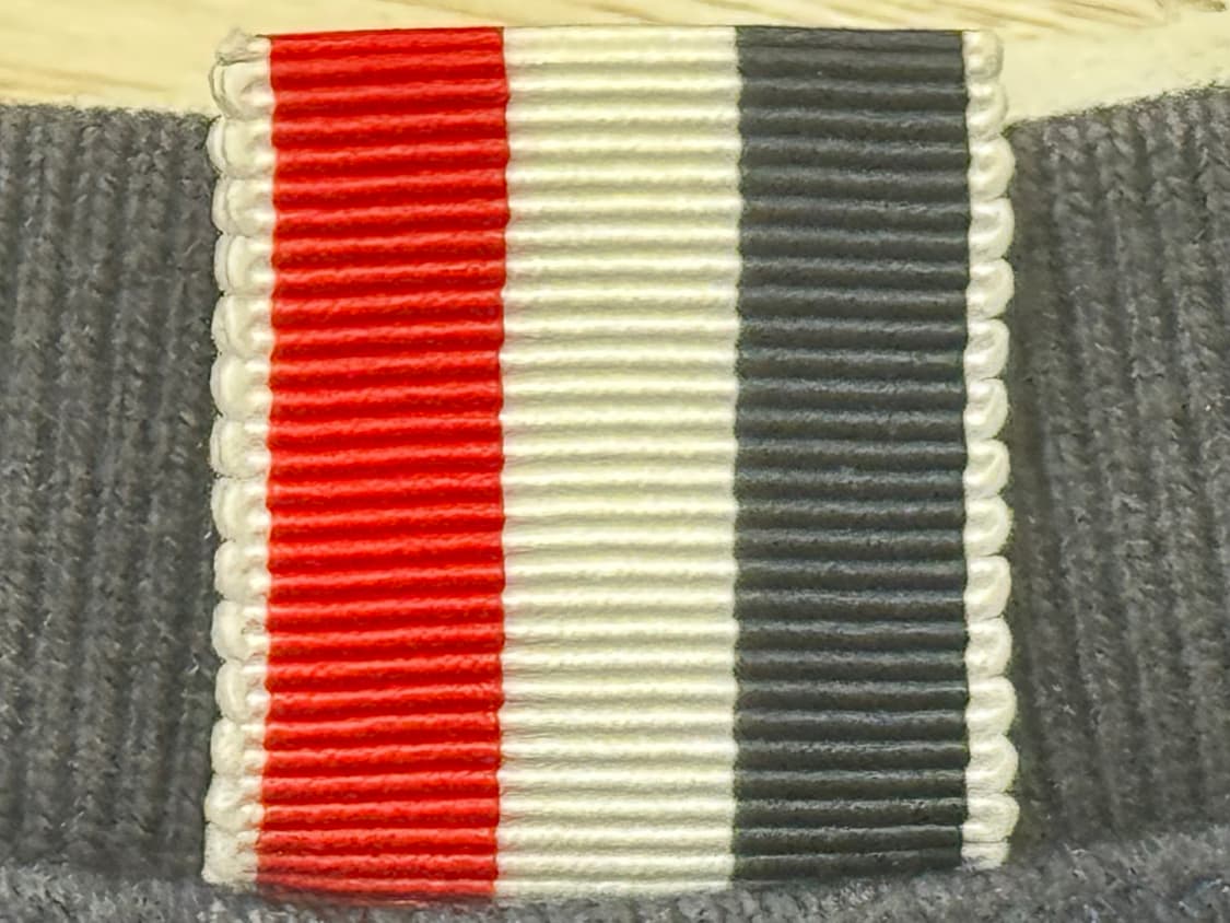 톰브라운 사선완장 맨투맨 상품이미지5